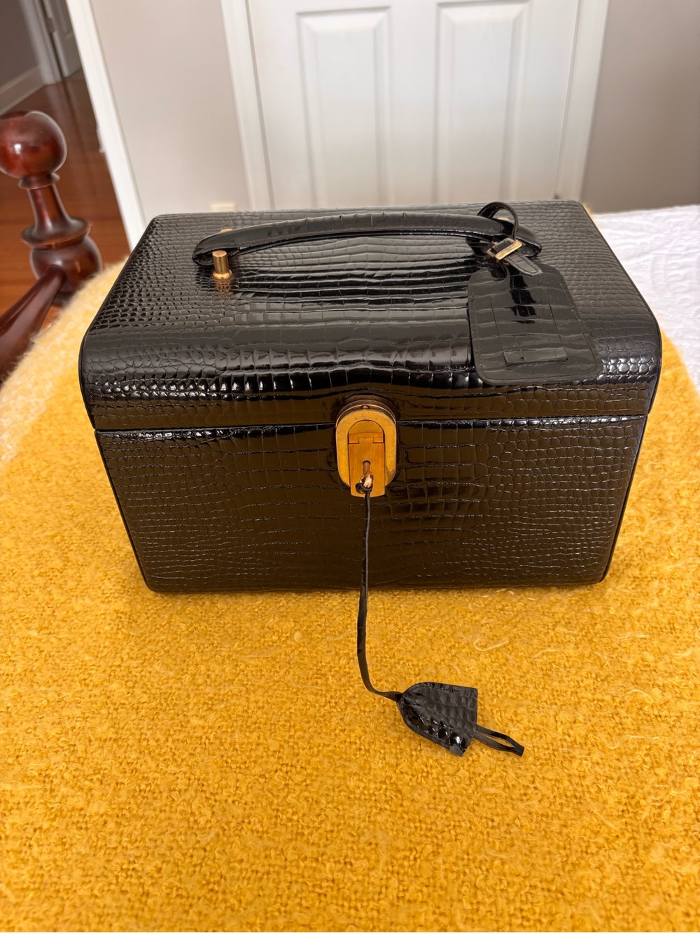 Vintage Black Croc-Embossed Leather Travel Case